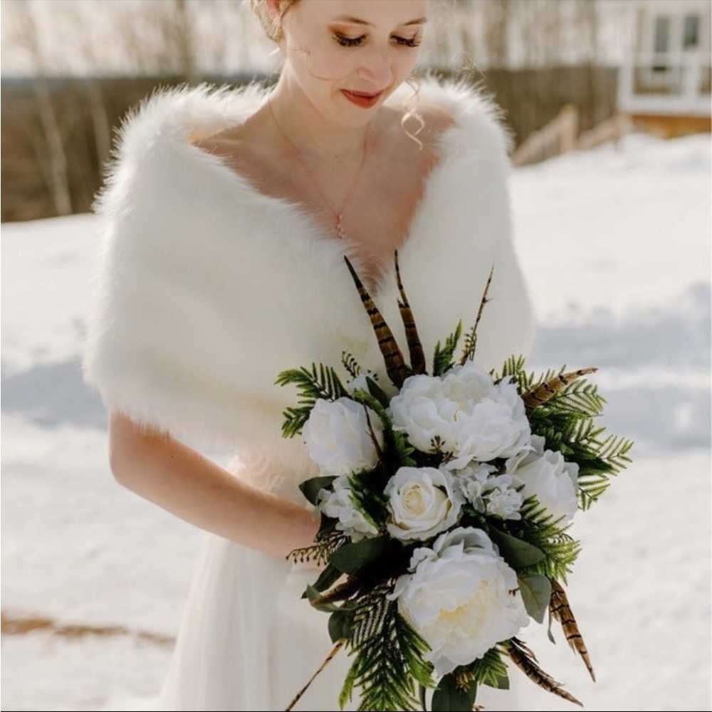 Elegant White Faux Fur Bridal Shawl